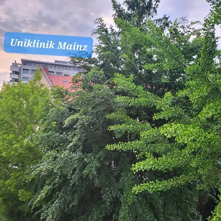 Gemutliches - Sehr Zentral An Der Uniklinik Kwatera prywatna